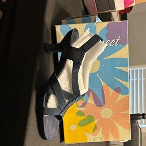 Easy Street Dark Blue Strappy Heels